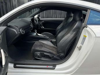 AUDI TT 2.0 TT S Line TFSI Semi-Auto 3dr