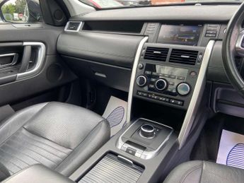 Land Rover Discovery Sport 2.0 TD4 HSE Luxury SUV 5dr Diesel Auto 4WD Euro 6 (s/s) (180 ps)