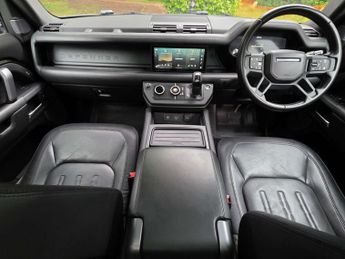 LAND ROVER DEFENDER 2.0 Defender X-Dynamic HSE Auto 4WD 5dr