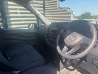 MERCEDES-BENZ VITO eVito Pure