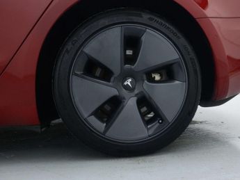 TESLA MODEL 3 (Dual Motor) Long Range Saloon 4dr Electric Auto 4WDE (346 ps)