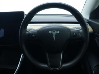 TESLA MODEL 3 (Dual Motor) Long Range Saloon 4dr Electric Auto 4WDE (346 ps)