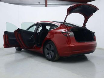 TESLA MODEL 3 (Dual Motor) Long Range Saloon 4dr Electric Auto 4WDE (346 ps)