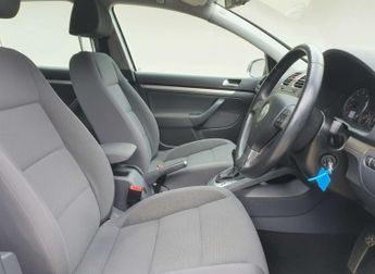 Volkswagen Golf 1.6 Golf Match FSI 115 Auto 5dr