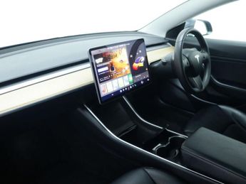 TESLA MODEL 3 (Dual Motor) Long Range Saloon 4dr Electric Auto 4WDE (346 ps)