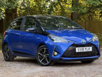 Toyota Yaris 1.5 VVT-h Grey Bi-Tone Hatchback 5dr Petrol Hybrid E-CVT Euro 6 