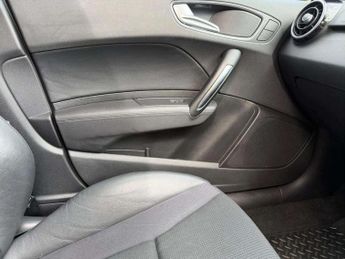 Audi A1 1.6 A1 Sportback TDI S Line Semi-Auto 5dr