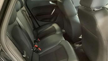 Audi A1 1.6 A1 Sportback TDI S Line Semi-Auto 5dr