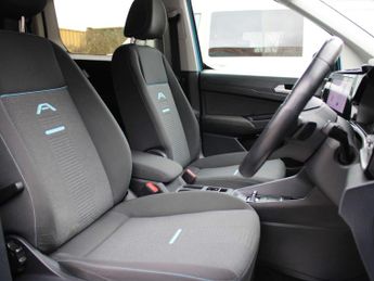 FORD TOURNEO CONNECT 2.0 EcoBlue Active [7 SEATS]  Auto 5dr