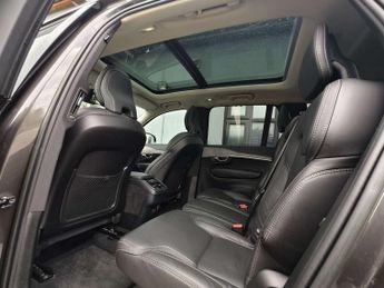 VOLVO XC90 2.0 XC90 + B5 MHEV AWD Auto 4WD 5dr