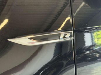 Volkswagen GOLF 2.0 Golf R TSi Semi-Auto 4WD 5dr
