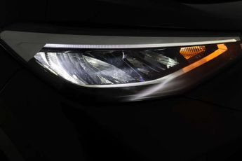 Volkswagen ID.4 Pro 77kWh Life SUV 5dr Electric Auto (174 ps)