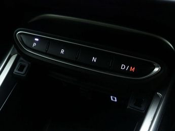 JEEP Avenger 1.2 e-Hybrid Summit SUV 5dr Petrol Hybrid e-DCT Euro 6 (s/s) (10