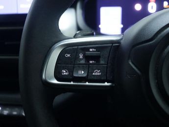 JEEP Avenger 1.2 e-Hybrid Summit SUV 5dr Petrol Hybrid e-DCT Euro 6 (s/s) (10