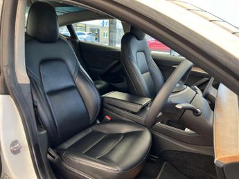 TESLA MODEL 3 Model 3 Performance AWD 4WD 4dr