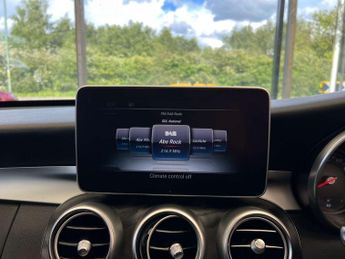 MERCEDES-BENZ C-CLASS 2.0 C 200 AMG Line Premium+ Auto 4dr