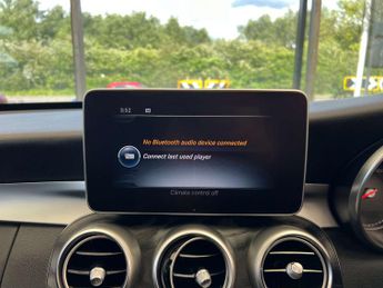 MERCEDES-BENZ C-CLASS 2.0 C 200 AMG Line Premium+ Auto 4dr