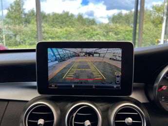 MERCEDES-BENZ C-CLASS 2.0 C 200 AMG Line Premium+ Auto 4dr