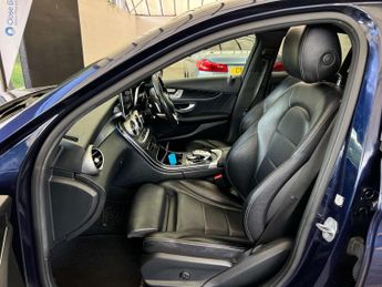 MERCEDES-BENZ C-CLASS 2.0 C 200 AMG Line Premium+ Auto 4dr