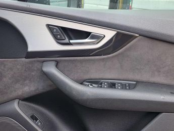Audi SQ7 4.0 SQ7 TDI Quattro Auto 4WD 5dr