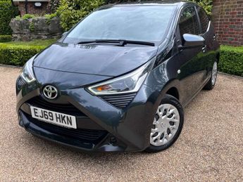 Toyota AYGO 1.0 Aygo X-Play VVT-i 5dr