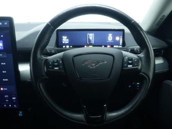 FORD MUSTANG MACH-E Standard Range 70kWh SUV 5dr Electric Automatic (269 ps)
