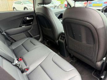 KIA NIRO 1.6 Niro 3 HEV Semi-Auto 5dr