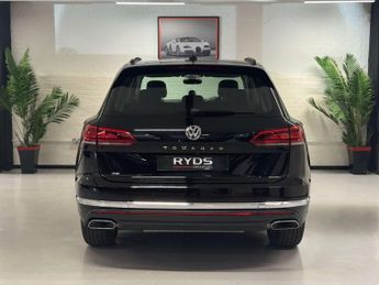 VOLKSWAGEN TOUAREG 3.0 Touareg V6 SEL TDI Auto 4WD 5dr
