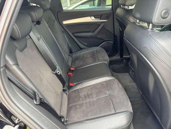 AUDI Q5 2.0 Q5 S Line TFSI Quattro Semi-Auto 4WD 5dr