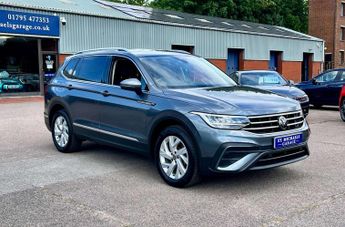 VOLKSWAGEN TIGUAN 1.5 Tiguan Allspace Life TSi Semi-Auto 5dr