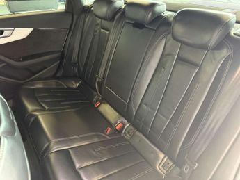 Audi A4 2.0 A4 S Line TFSI Quattro Semi-Auto 4WD 4dr