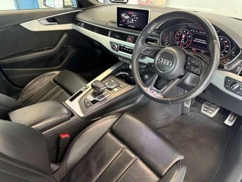 Audi A4 2.0 A4 S Line TFSI Quattro Semi-Auto 4WD 4dr