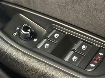 Audi A4 2.0 A4 S Line TFSI Quattro Semi-Auto 4WD 4dr