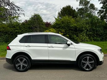Volkswagen TIGUAN 2.0 Tiguan SE Nav TDI BlueMotion Technology 4Motion Semi-Auto 4W