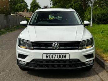 Volkswagen TIGUAN 2.0 Tiguan SE Nav TDI BlueMotion Technology 4Motion Semi-Auto 4W