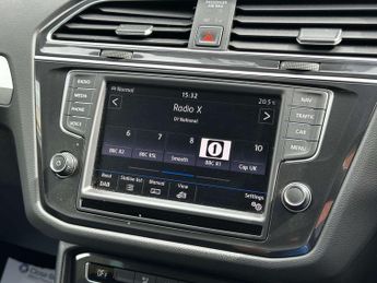 Volkswagen TIGUAN 2.0 Tiguan SE Nav TDI BlueMotion Technology 4Motion Semi-Auto 4W