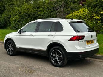 Volkswagen TIGUAN 2.0 Tiguan SE Nav TDI BlueMotion Technology 4Motion Semi-Auto 4W