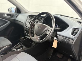 Hyundai i20 1.4 Premium Hatchback 5dr Petrol Auto Euro 6 (100 ps)