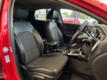 KIA XCEED 1.6 XCeed 3 PHEV Semi-Auto 5dr