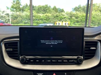 KIA XCEED 1.6 XCeed 3 PHEV Semi-Auto 5dr