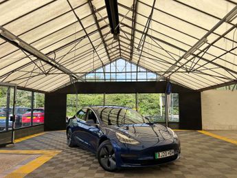 TESLA MODEL 3 Model 3 Long Range AWD 4WD 4dr