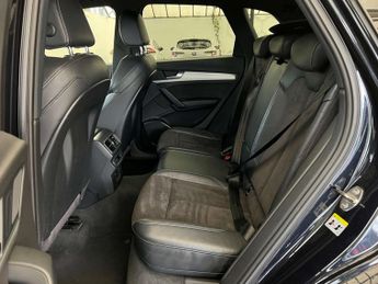 AUDI Q5 2.0 Q5 S Line TDI Quattro Semi-Auto 4WD 5dr