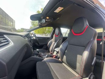 SKODA OCTAVIA 2.0 TDI vRS Estate 5dr Diesel DSG Euro 6 (s/s) (SNav) (184 ps)