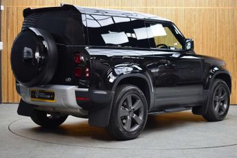 Land Rover DEFENDER 3.0 Defender Hard Top SE D MHEV Auto 4WD 5dr