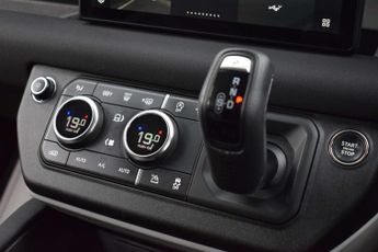 Land Rover DEFENDER 3.0 Defender Hard Top SE D MHEV Auto 4WD 3dr
