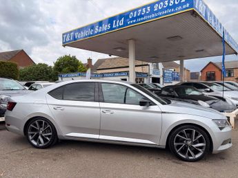 SKODA SUPERB 2.0 Superb Sportline TDI Semi-Auto 5dr