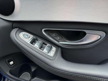 MERCEDES-BENZ C-CLASS 1.5 C 200 Sport Auto 4dr