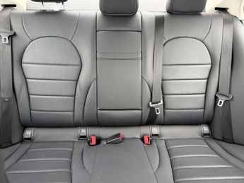 MERCEDES-BENZ C-CLASS 1.5 C 200 Sport Auto 4dr