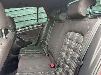 VOLKSWAGEN GOLF 2.0 Golf GTD Semi-Auto 5dr