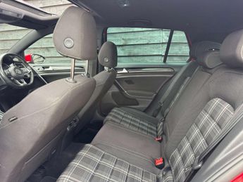 VOLKSWAGEN GOLF 2.0 Golf GTD Semi-Auto 5dr